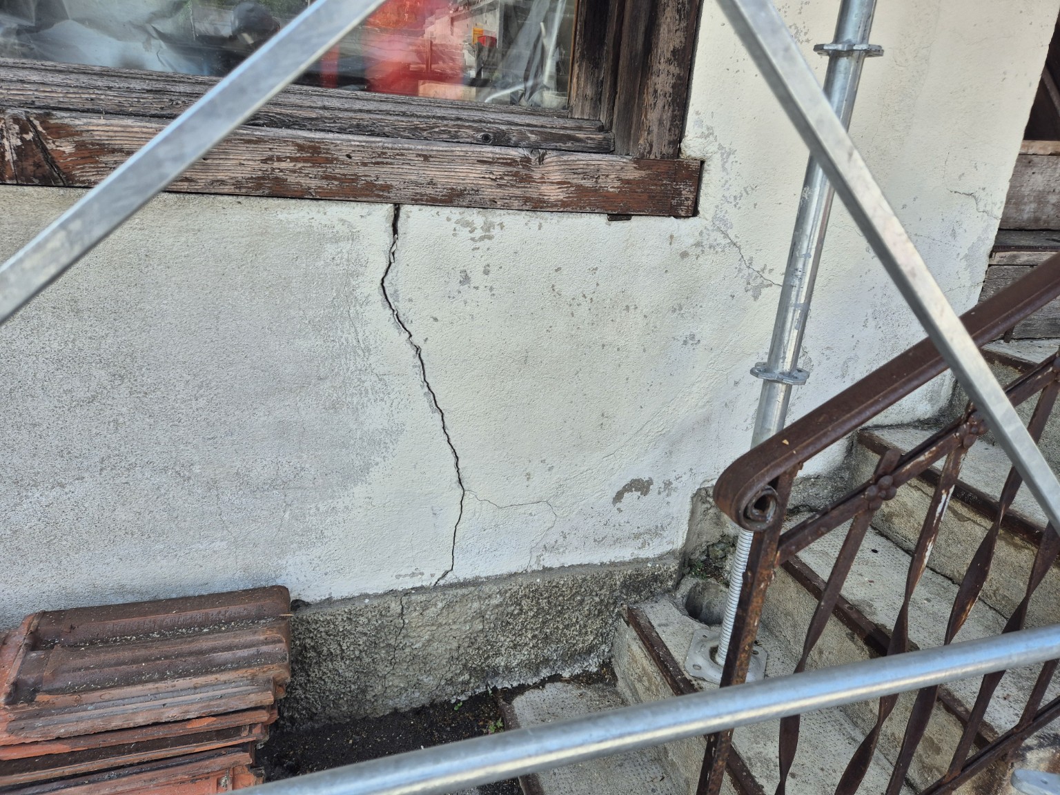 Fissures de façade relevées avant intervention
